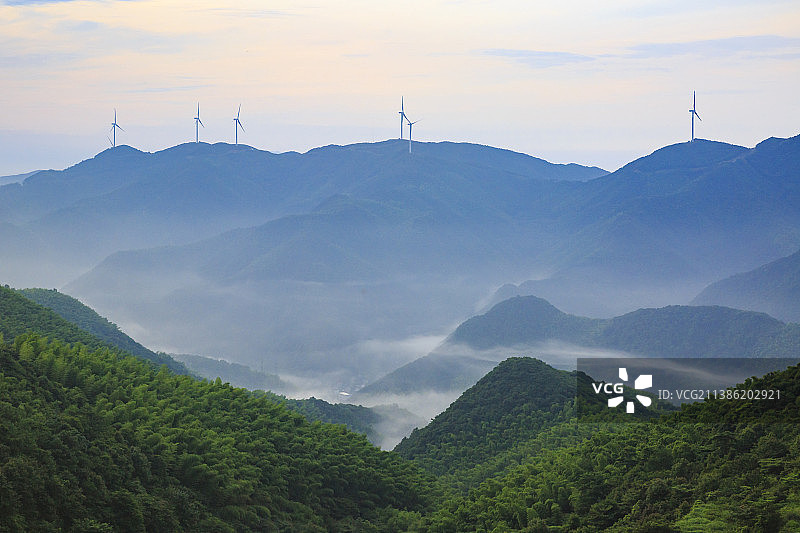 白岩山云海图片素材