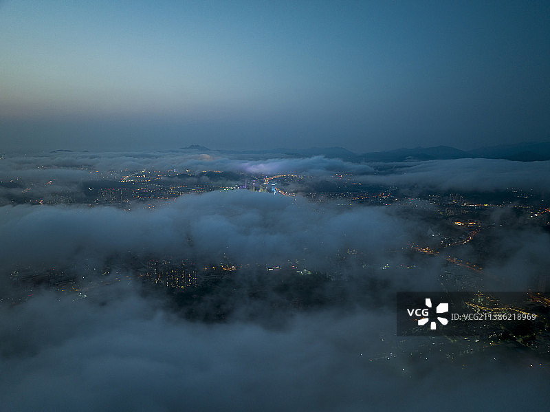 崂山平流雾图片素材
