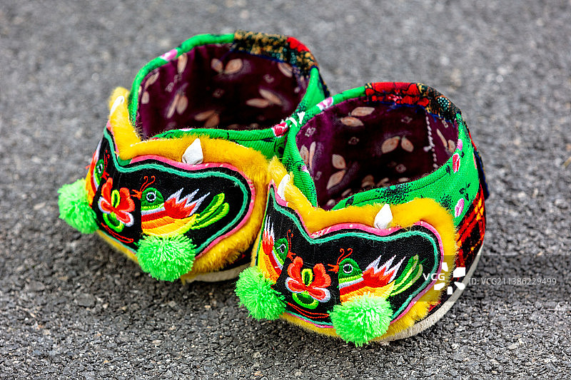 儿童虎头鞋图片素材