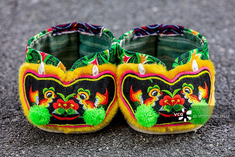 儿童虎头鞋图片素材