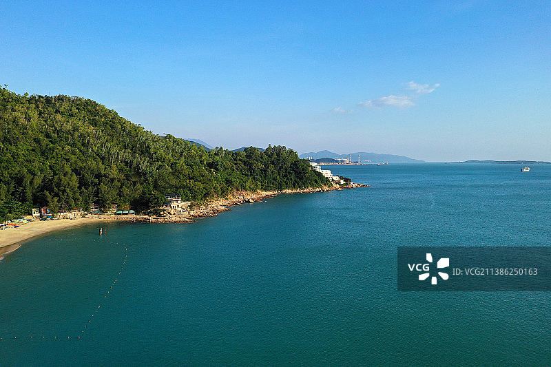 广东省深圳市大鹏新区沙鱼涌沙滩航拍图片素材