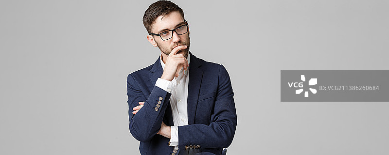 商业概念：年轻有为的商人图片素材