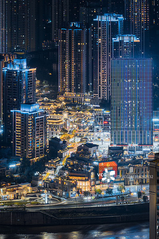 重庆市南滨路长嘉汇弹子石老街高视角图片素材