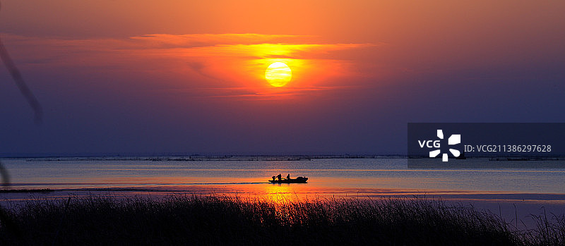 秋水天长图片素材