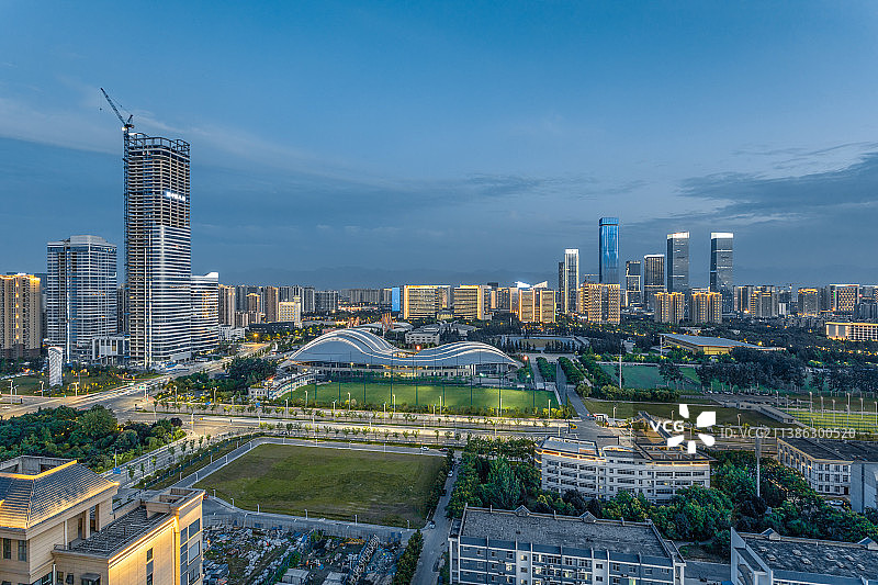 西安城市风光-锦业路CBD图片素材