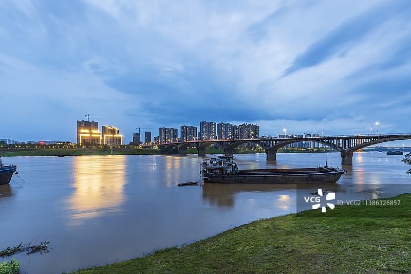 贵港郁江风云图片素材