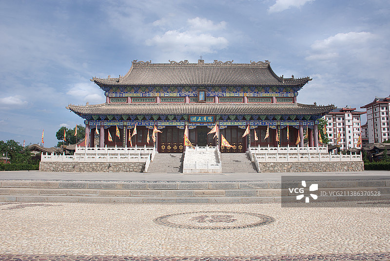 中国甘肃省定西市陇西李县家龙宫宏伟气派的陇西堂古建筑图片素材