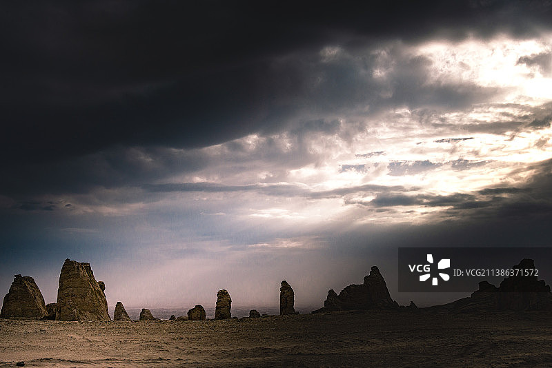 俄博梁的魅影图片素材