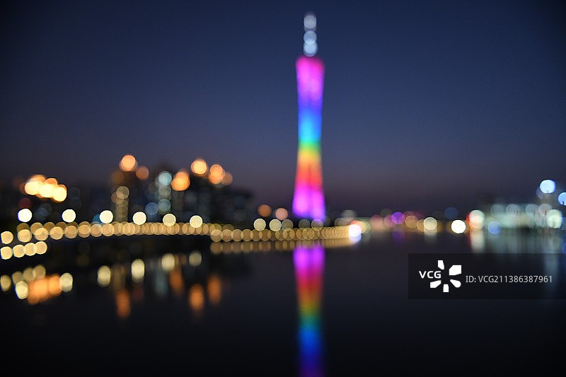 虚焦拍摄广州塔图片素材