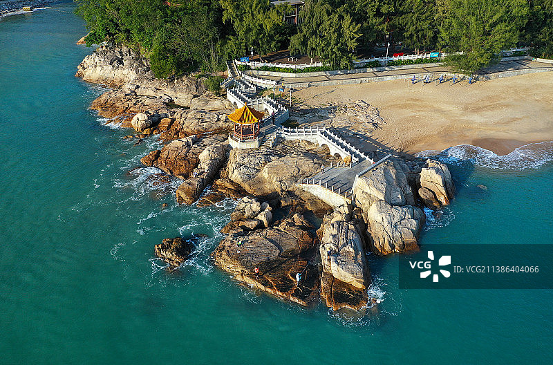 广东省深圳市大鹏新区沙鱼涌沙滩航拍图片素材