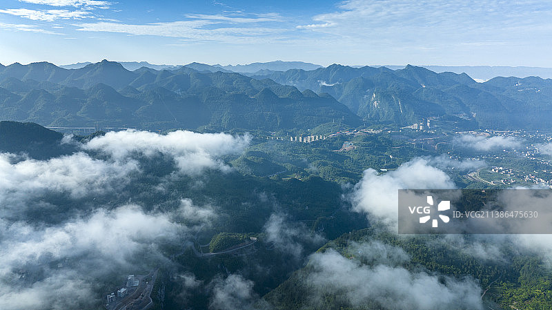 湖北恩施：鹤峰县群山如画美国若壁纸。图片素材