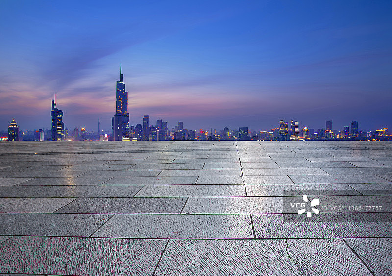 南京城市夜景及汽车广告背景图图片素材