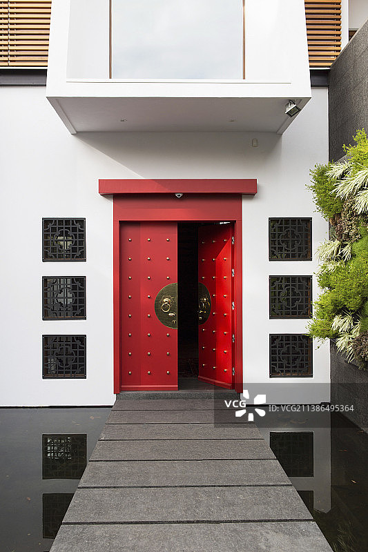 红色中式大门房屋入口图片素材