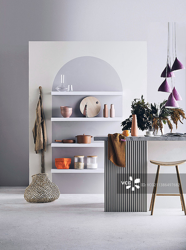 厨房用具的搁板和吧台图片素材