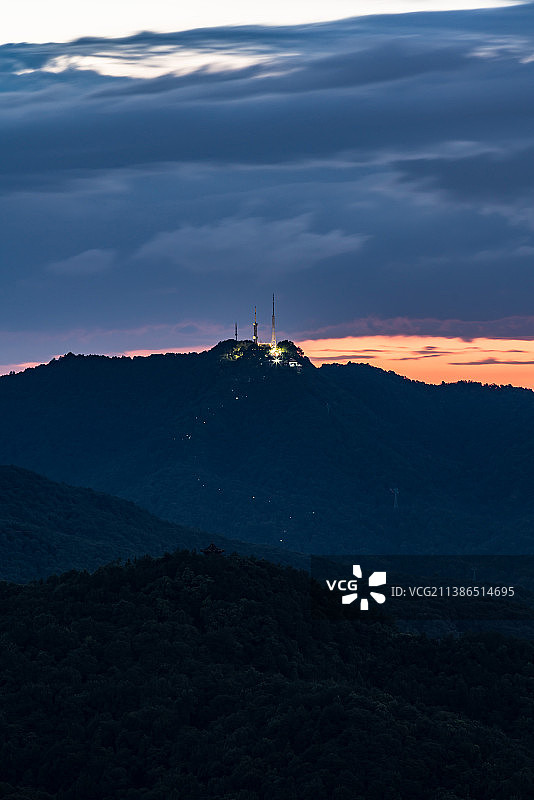 北高峰晚霞图片素材