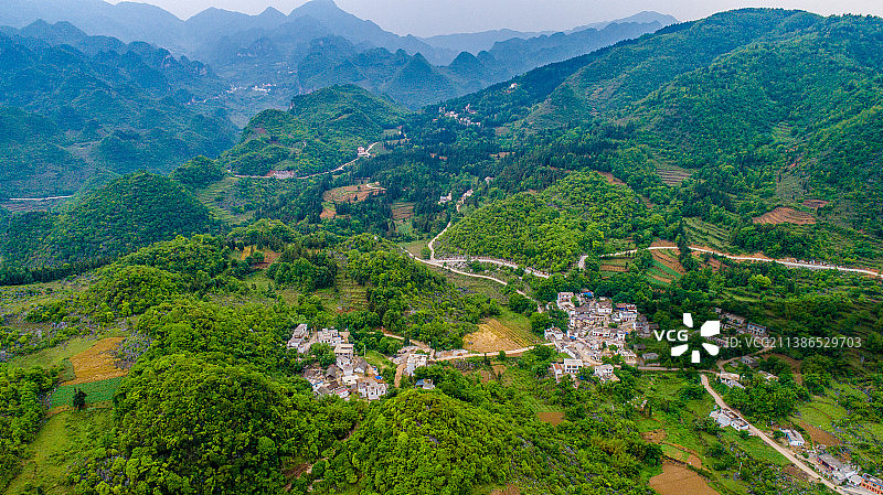 《贵州盘州市娘娘山》图片素材