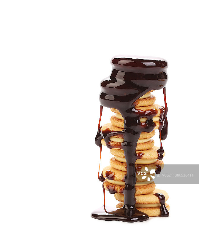 巧克力滴在饼干上图片素材