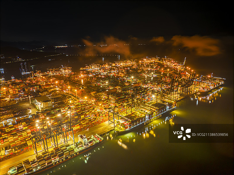 国际集装箱货运码头图片素材