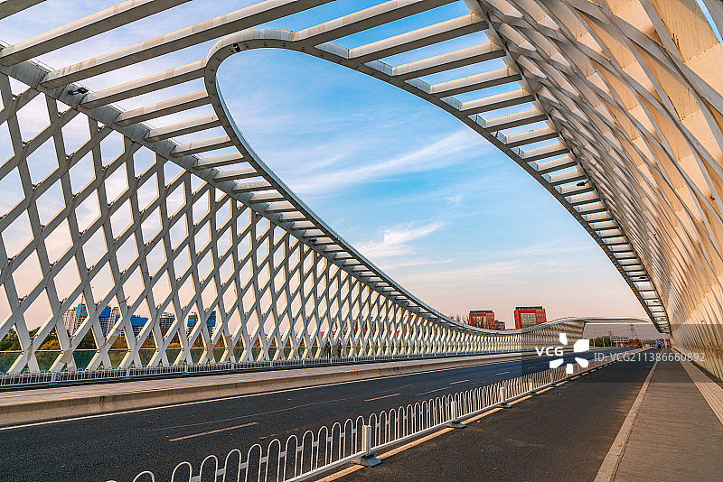 北京昌平未来科学城东路桥图片素材