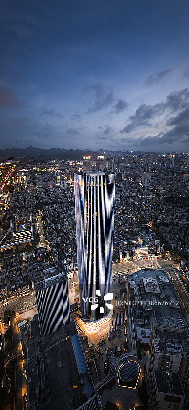 中山市地标建筑完美金鹰万象汇大厦图片素材