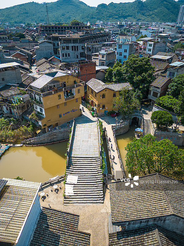 竖屏航拍广西桂林灵川大圩古镇风光图片素材