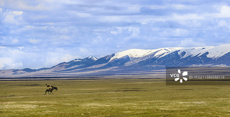 青海长云暗雪山图片素材