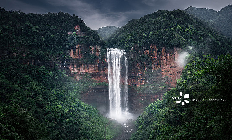 桃心瀑布•四面山图片素材