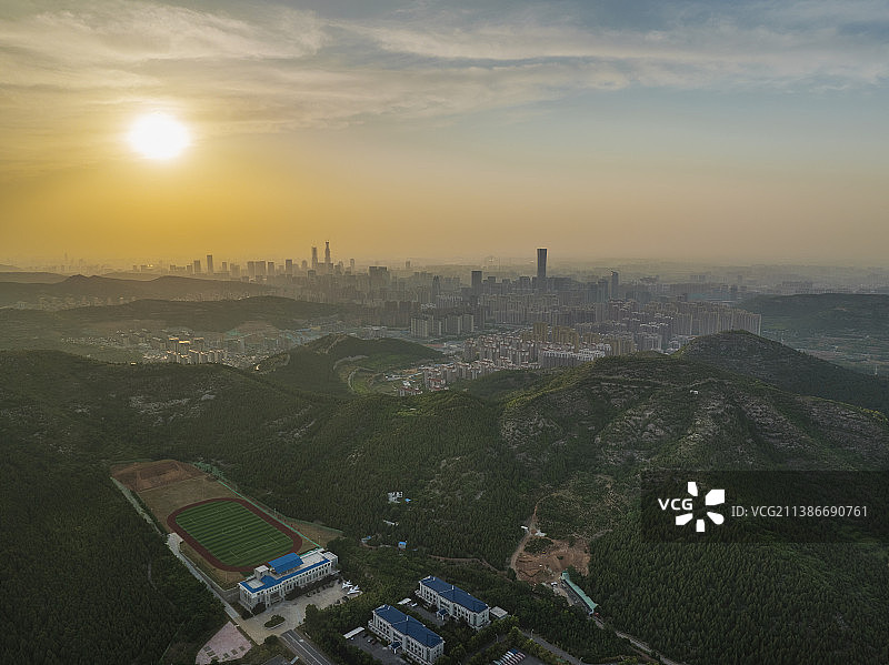 济南南部山区晚霞图片素材