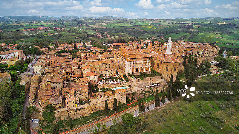 意大利伊塞洛镇的城镇景观图片素材