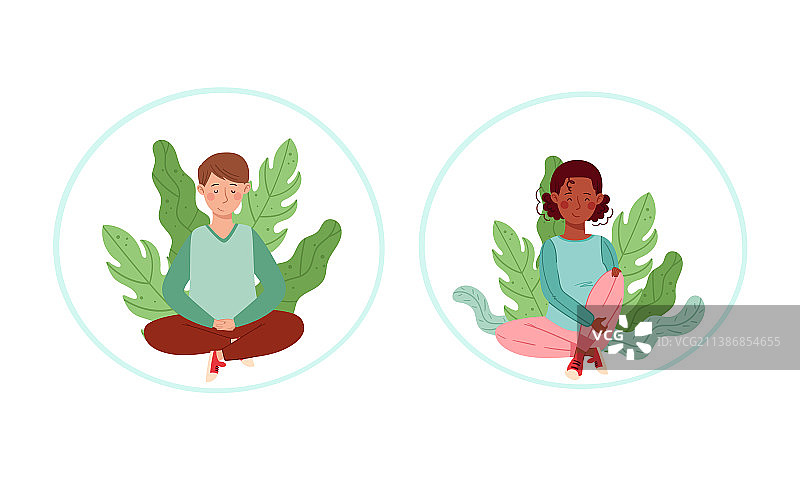 坐在草地上的人们和年轻人图片素材