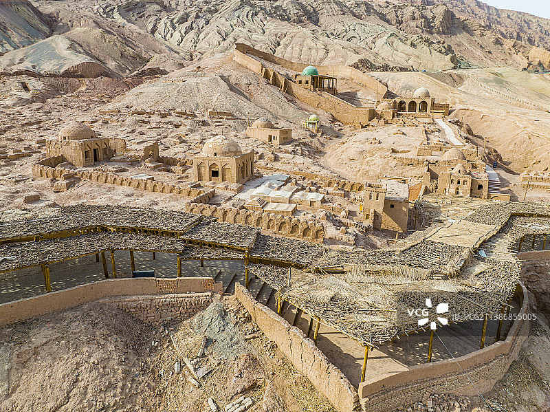 新疆吐鲁番火焰山吐峪沟麻扎村交河故城异域风光图片素材