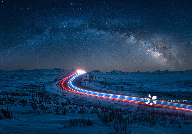 星空下的公路图片素材