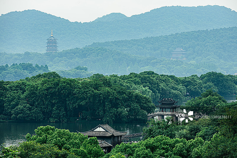 雷峰塔与玉带桥图片素材