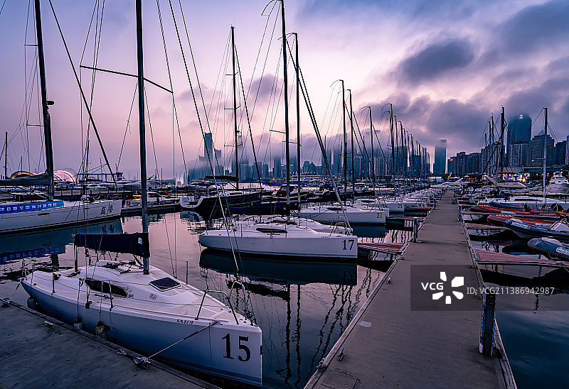 青岛奥帆中心夜景图片素材