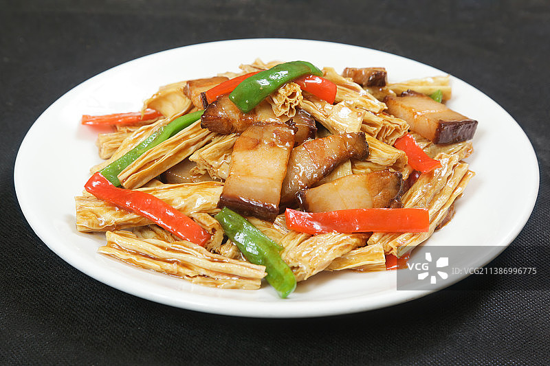 中餐美食-腐竹炒肉图片素材