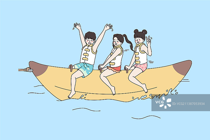 孩子们在海上乘坐香蕉船，玩得非常开心图片素材