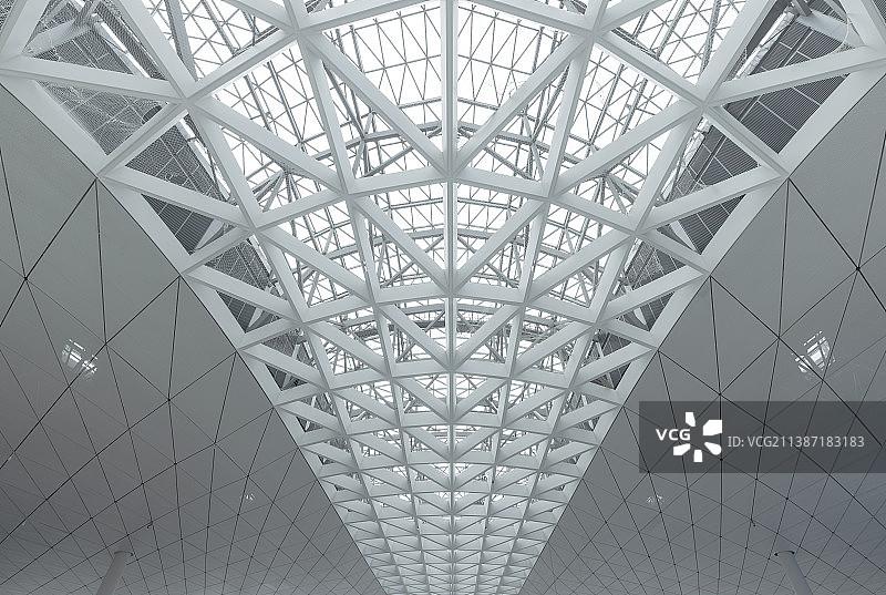 现代公共建筑钢结构天花板图片素材
