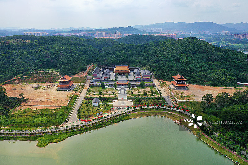 广东省广州市增城区荔湖公园挂绿湖广场万寿禅寺航拍图片素材