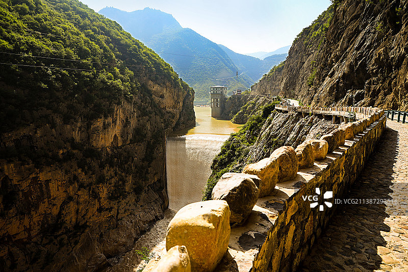 陕西咸阳郑国渠泾河大峡谷图片素材