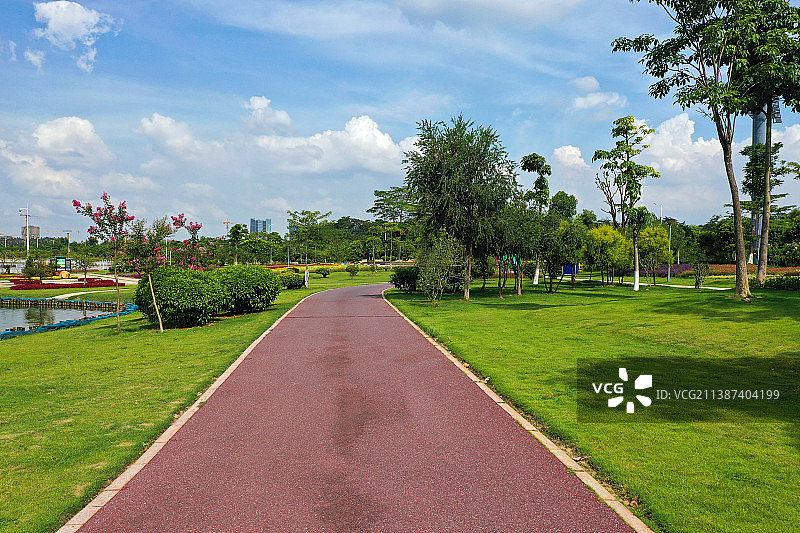 广东省广州市增城区荔湖公园挂绿湖广场万寿禅寺航拍图片素材