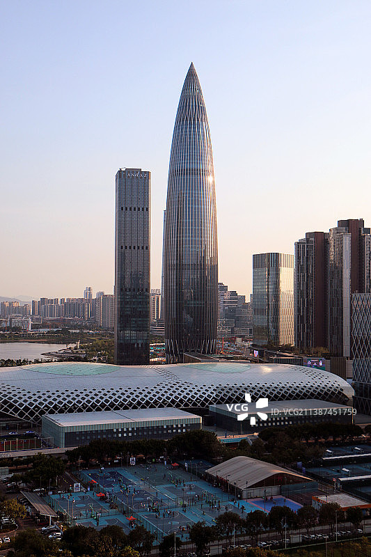 深圳中国华润大厦（春笋）-晴天图片素材