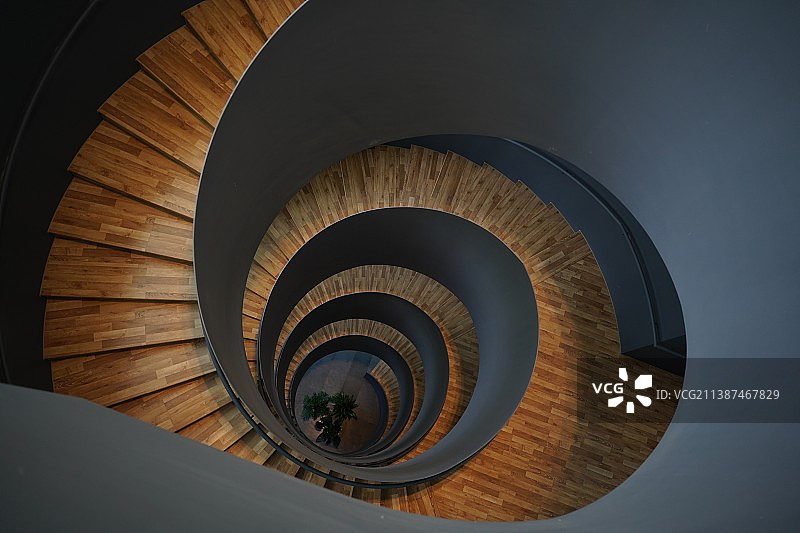 旋转楼梯图片素材