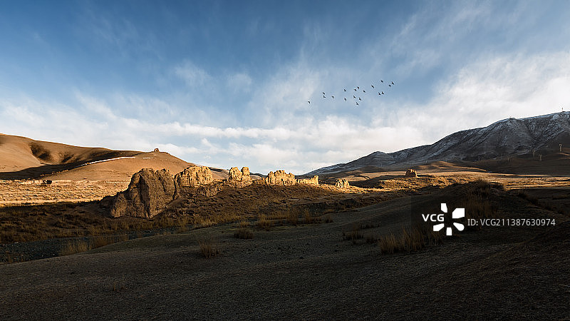 铁骨铮铮连云际图片素材