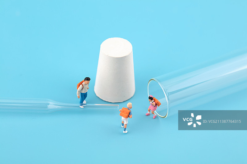 微缩创意试管婴儿图片素材