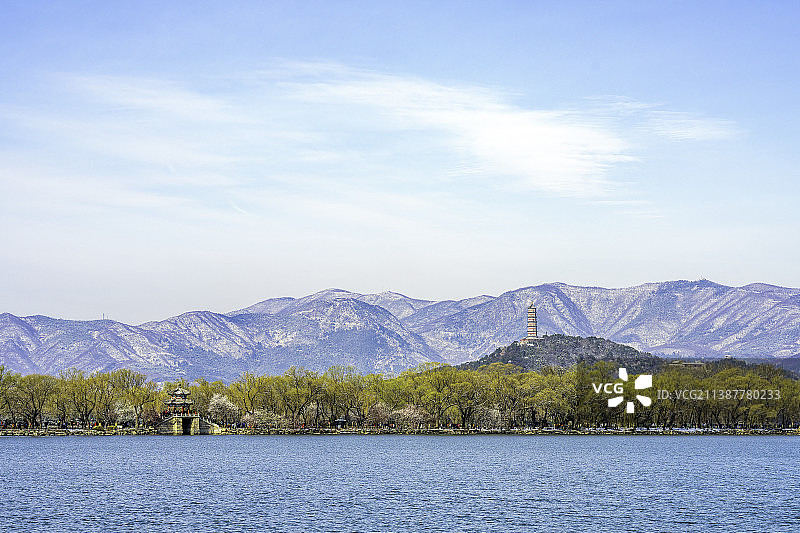 西山晴雪图片素材