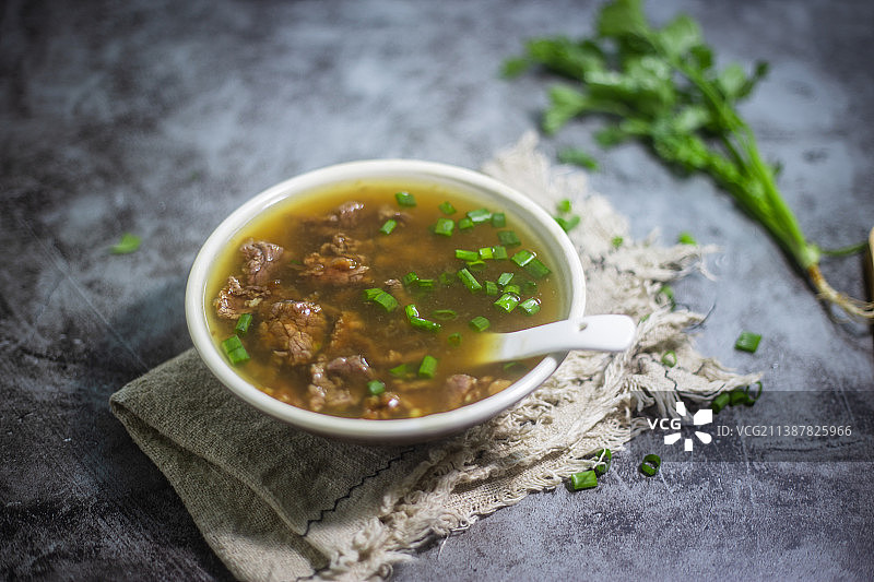 客家美食小吃牛肉兜汤图片素材
