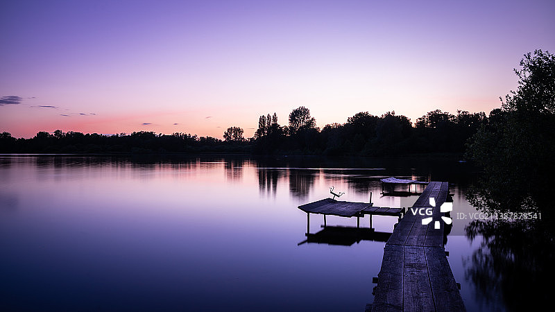德国内特塔尔克里克贝克湖日落美景图片素材