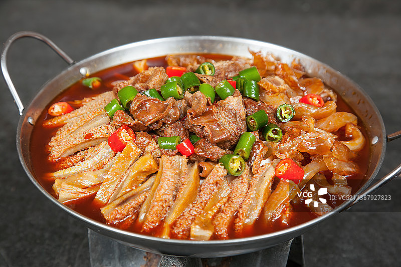 中餐美食-滋补牛三宝图片素材