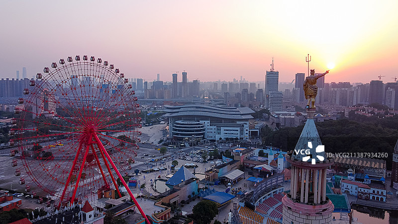 指尖落日图片素材