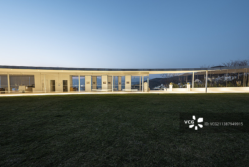 云南抚仙湖国际旅游旅游度假社区美学中心艺术长廊图片素材